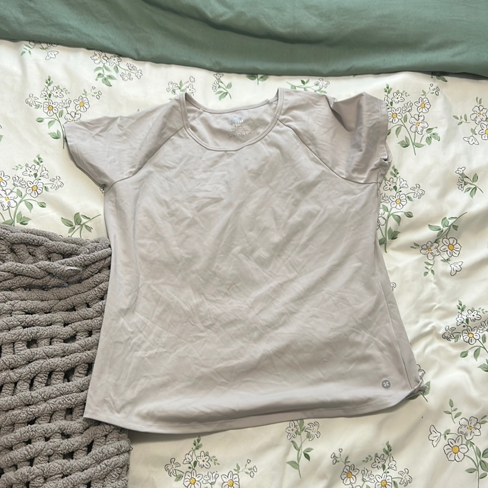 Athletic clothing